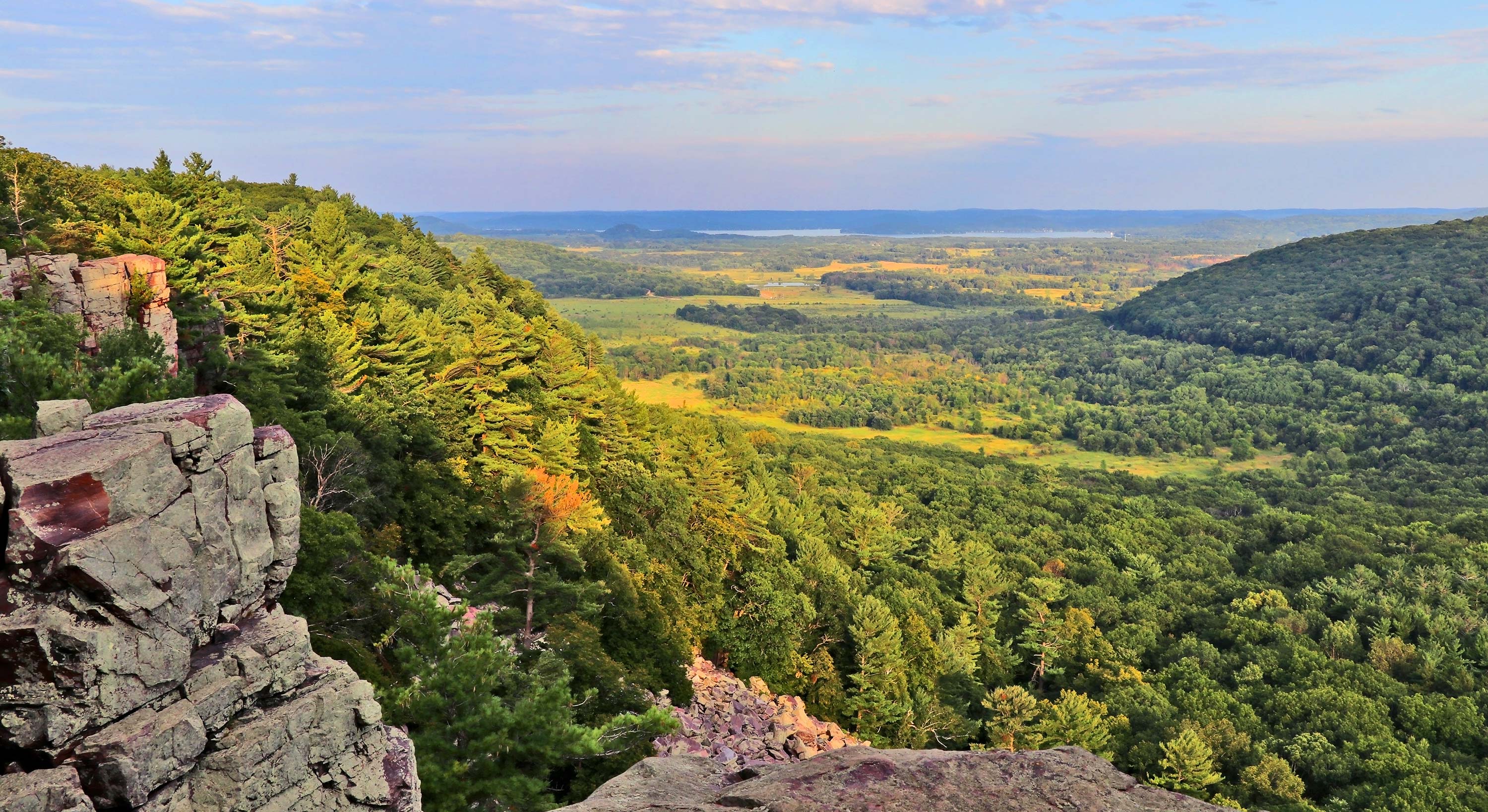 Aerial view from a hiking trail in Devil's Lake State Park, Wisconsin.