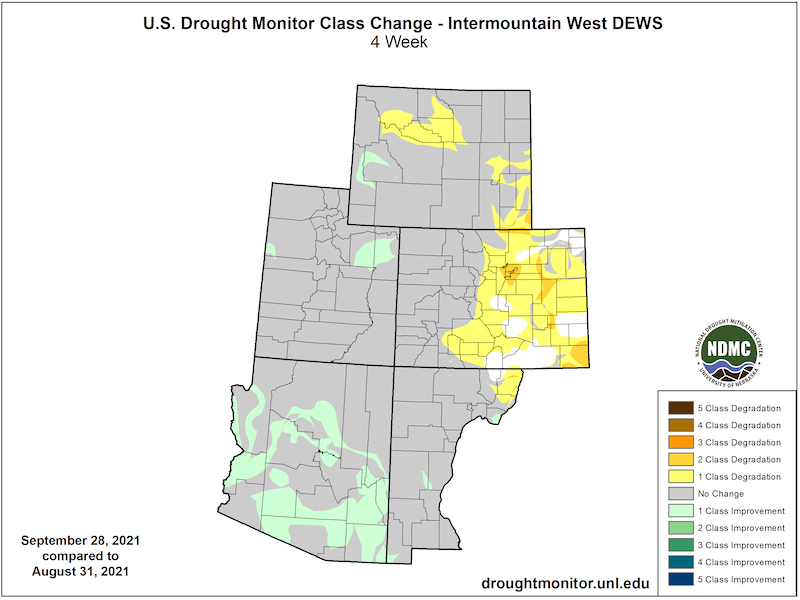 U.S. Drought Monitor 4-week change map for Arizona, Colorado, New Mexico, Utah, and Wyoming, from August 31 to September 28, 2021. Arizona, southwest Colorado and New Mexico have seen a 1-category improvement. Colorado and Wyoming have seen a 1-2 category degradation.