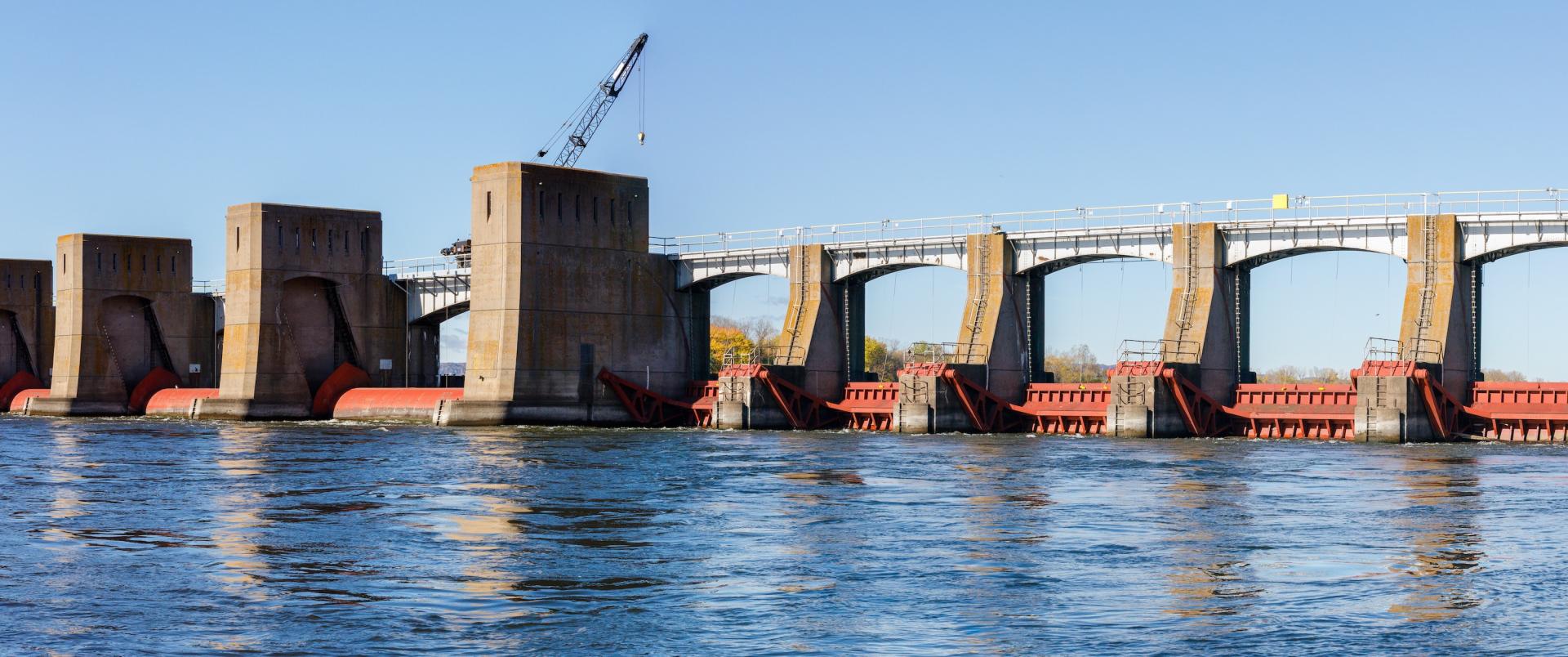 Panorama of Lock and Dam No. 5A near Fountain City, Wisconsin on the Upper Mississippi River. Photo credit: Aaron J Hill, Shutterstock.